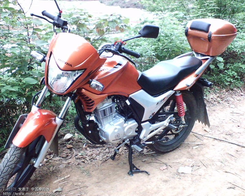 金色CBF125尾箱 - 新大洲本田 - 摩托车论坛 -