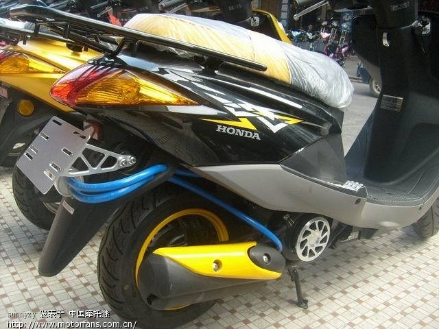 摩托 摩托车 640_480图片