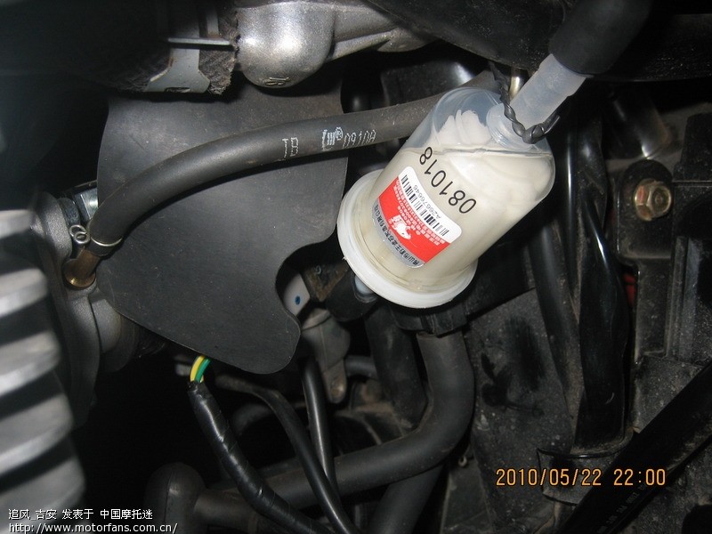 给战鹰装汽油滤芯 - 新大洲本田 - 摩托车论坛 -