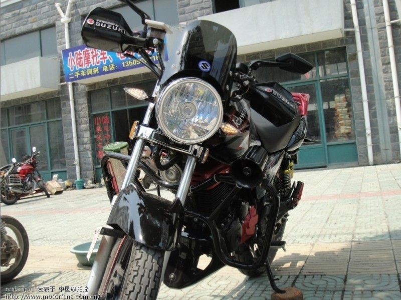 EN-3 换 CB400 风挡 - 豪爵铃木 - 摩托车论坛 -