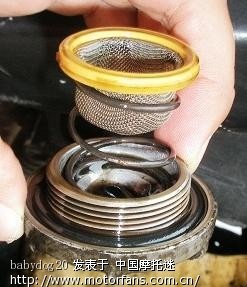 雅马哈的 放机油螺丝上的弹簧和金属机滤没有