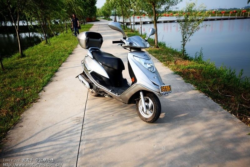 潜水三年处女贴国三 新睿彩入手,电喷125,来谈