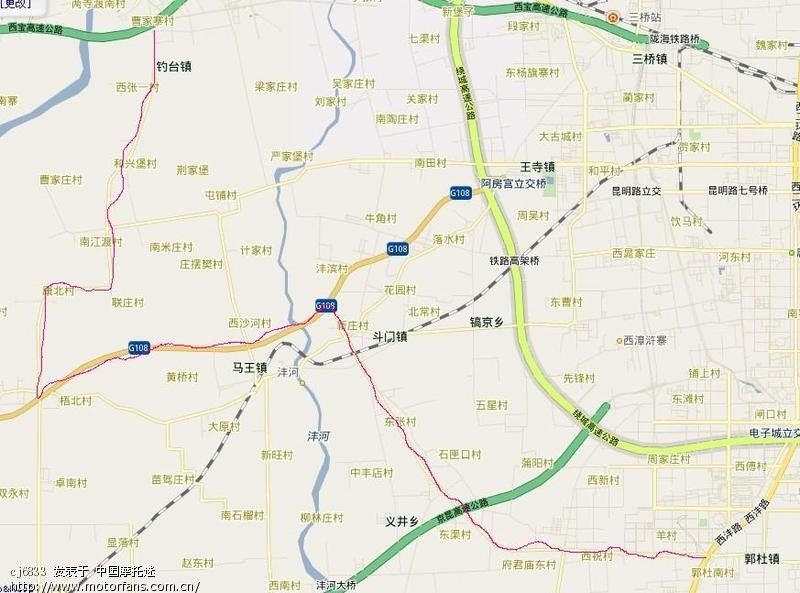 沿210国道,出了秦岭是沣峪口,继续往北大概是公里左右,走到郭杜镇