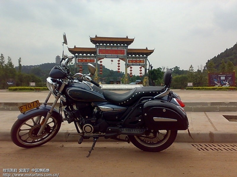 求助ZS125-50安装边箱 - 摩托车论坛 - 摩托车论