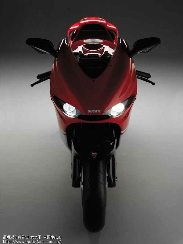 敢死队里的公路赛,是什么车! - 摩托车论坛 - 摩