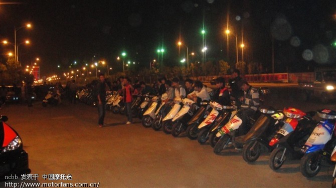 直击台湾疯狂飙车族 无惧警察暴力抗法 ···