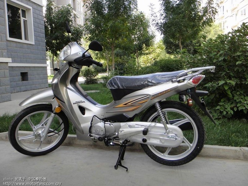 2010年9月份买的锋影125-s,5800元,照片持续更新, - 五羊本田-弯梁车