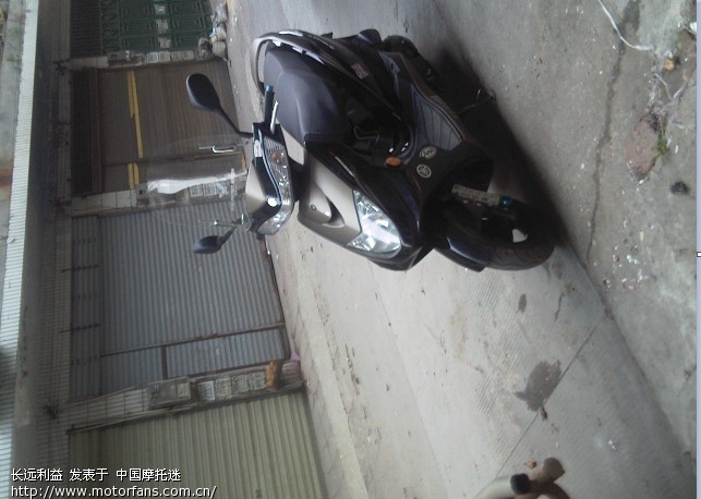 摩托车上的音响为没气车上的音响效果。请大家