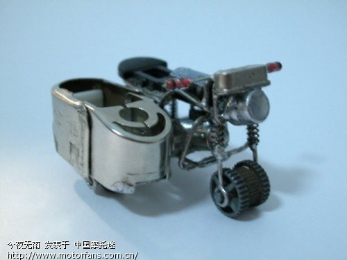 【MOP转】牛人教你用打火机做摩托车 - 踏板