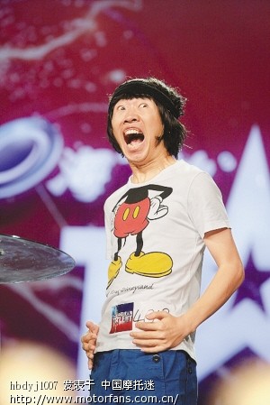 视频:大小 表情帝 笑翻《中国达人秀》舞台 - 湖