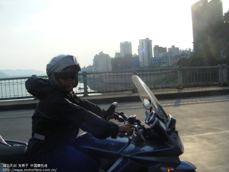 请问那里有好点的摩托车导航支架买 - 摩托车论