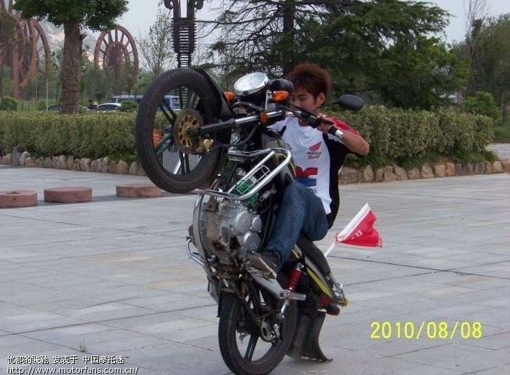 求知识GSX125怎么翘头? - 摩托车论坛 - 济南铃