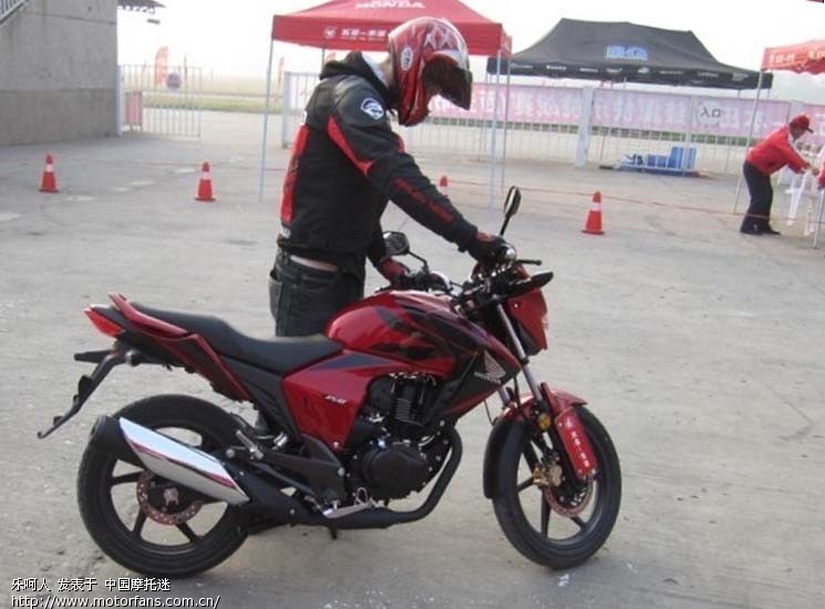 新本and五本旗舰战鹰发布新车战神——150