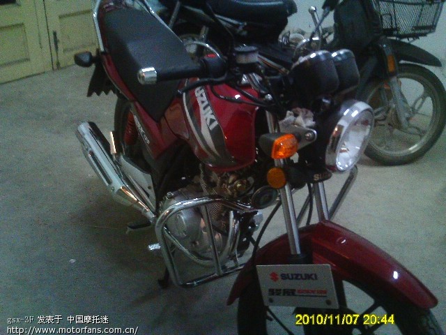 gsx125-3F发动机有敲缸的声音,(轻骑铃木的技