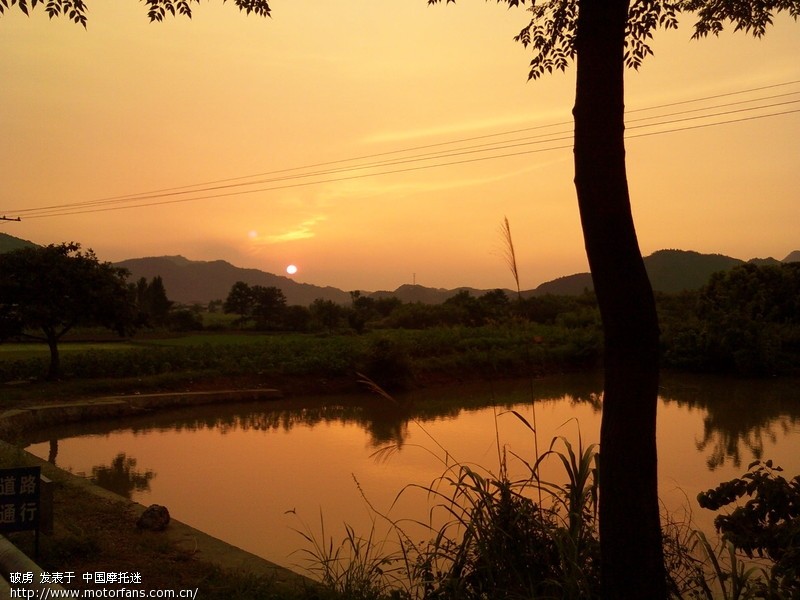 请摩友推荐一款拍照手机 - 摩托车论坛 - 摩托车