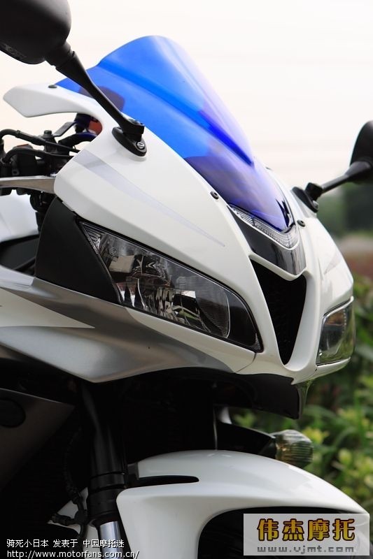 大家说战鹰用中置减震好还是后置减震好(送车