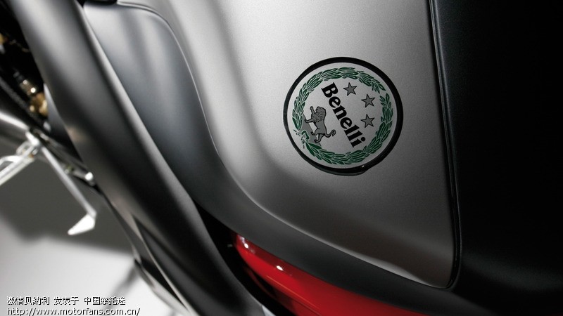 求几张 贝纳利TNT899S 高清大图做电脑壁纸谢