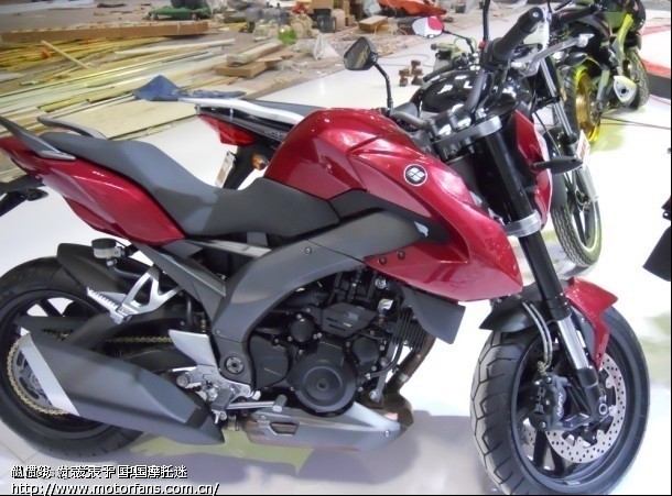 又一部国产大排车--隆鑫LX650 - 摩托车论坛 - 