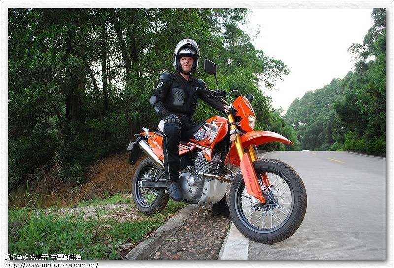 请各位推荐一款适合长途旅行的国产越野 - 激情