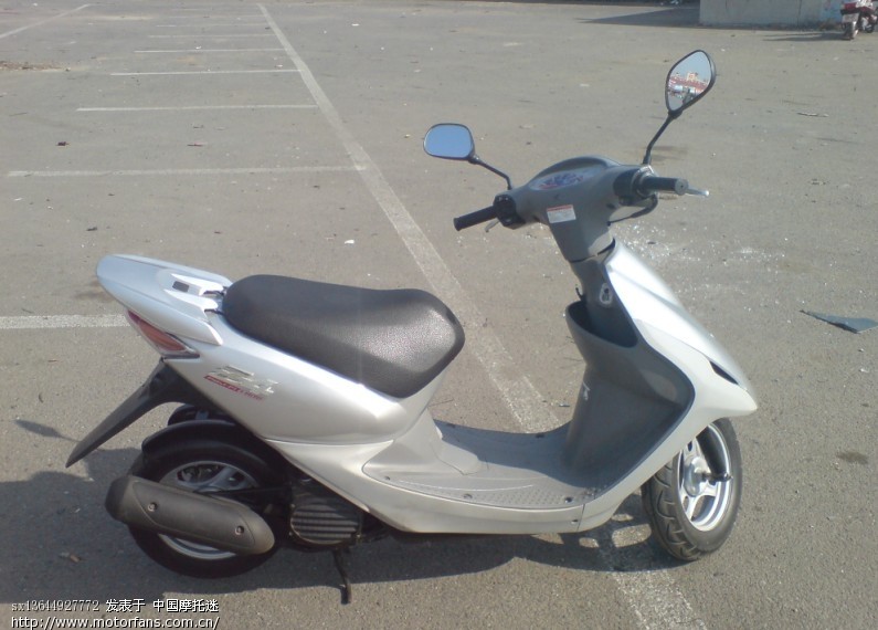 请教 差不多的价格下 本田Z4和yamaha JOG 大