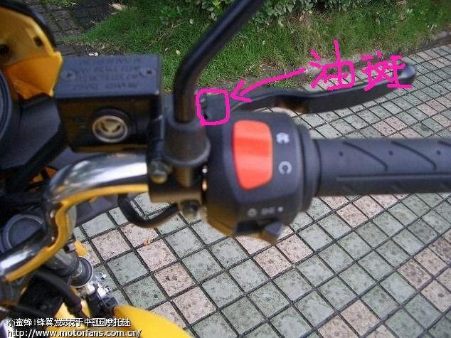 前碟刹把手有点油斑,有问题吗? - 五羊本田 - 摩