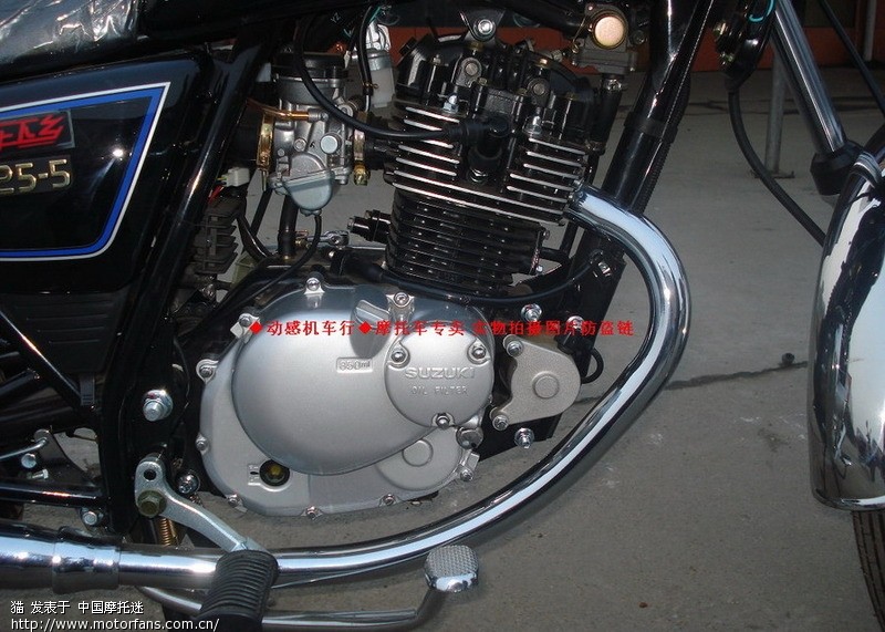 29号买的铃木豪爵GN125-2。欢迎大家来围观