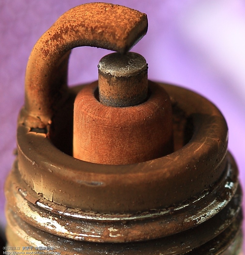 【从火花塞燃烧情况判断故障所在】 - 维修改装