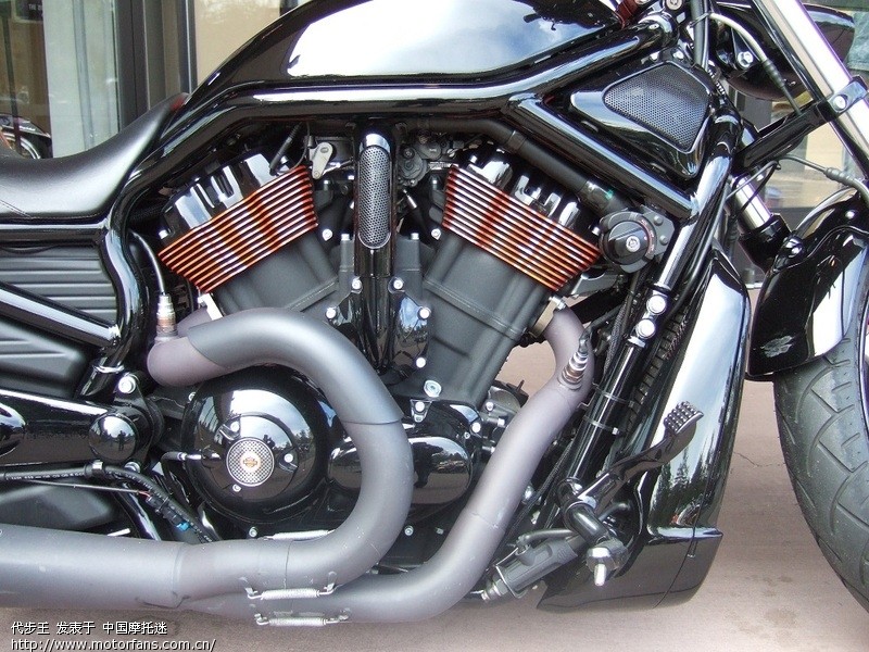 周杰伦在青蜂侠里的坐骑 他奶奶的又过瘾了 - 