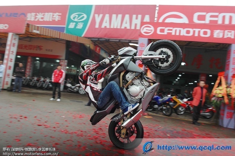 国产摩托春风cf650 金刚 ,会给国产长脸的好车高清图片