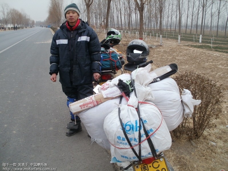 标题: 千里单骑回故乡.凤凰卫视跟踪拍摄《更新