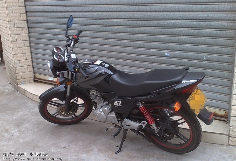 gsx125-3f 想装油箱下左右两个壳 有什么适合装