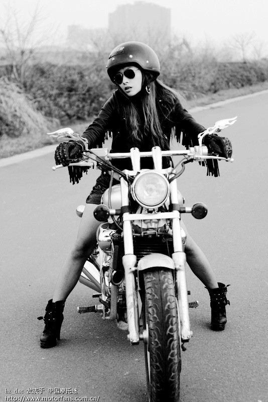 黑白-的 摩托与模特 - 摄影论坛 - 摩托车论坛 - 中