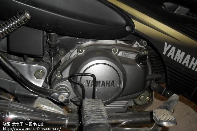 自从换了新机油,行驶时一松油门发动机就哒哒