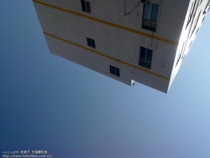 早上公司员工准备跳楼,看看消防和治安仔装备