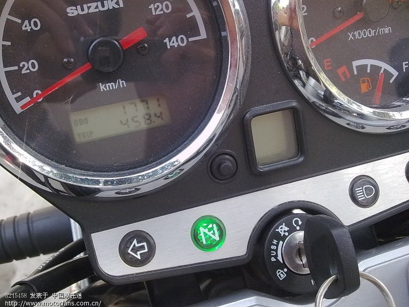 3F换机油全过程,超简单 - 豪爵铃木 - 摩托车论