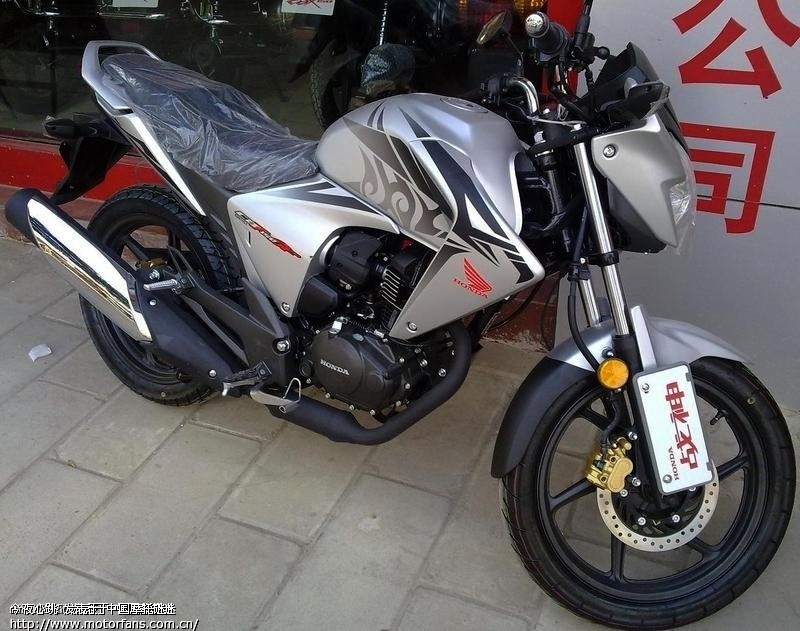 春风水冷摩托车150 c,春风摩托车150,春风摩托车150水冷,春高清图片