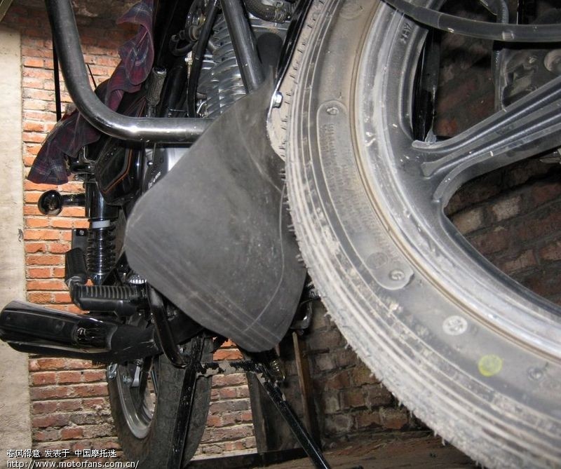 请教锋影车如何安装前轮挡泥皮 - 弯梁世界 - 五