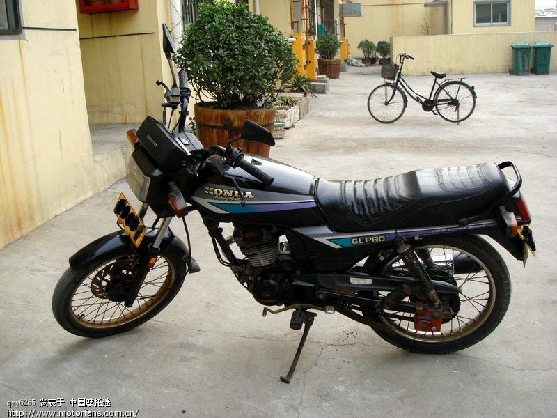 原装本田GL<em>145</em>老爷车,下点小雨就断火,究竟哪