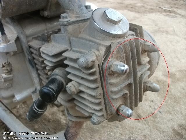 给我老丈人的摩托车换机油(看看用了两年的机