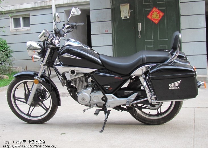 新大洲 本田 SDH150-16 Shadow 焰影 行驶报