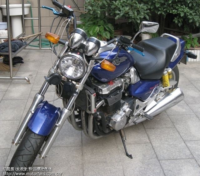 摩托车论坛 进口品牌 进口本田honda 03 本田400太子直四缸的.