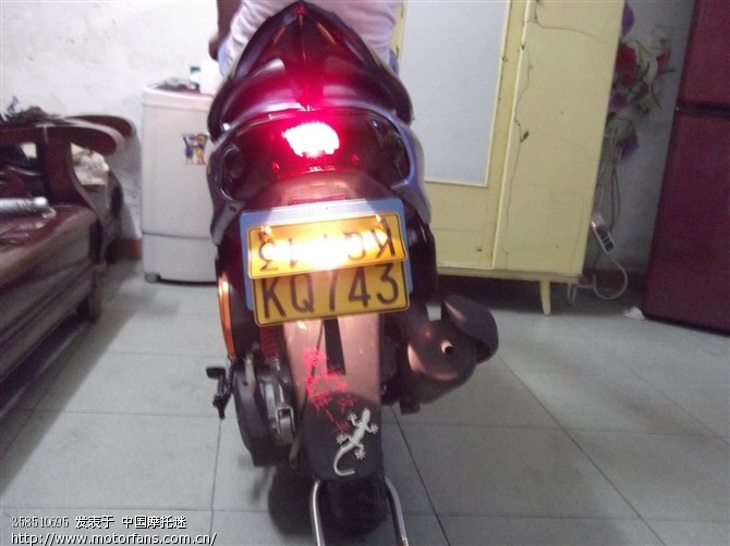 黑色的摩托车用什么尾灯壳子好看。 - 踏板论坛