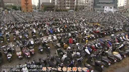 看日本人的露天停车场 - 摩托车论坛 - 摩托车论