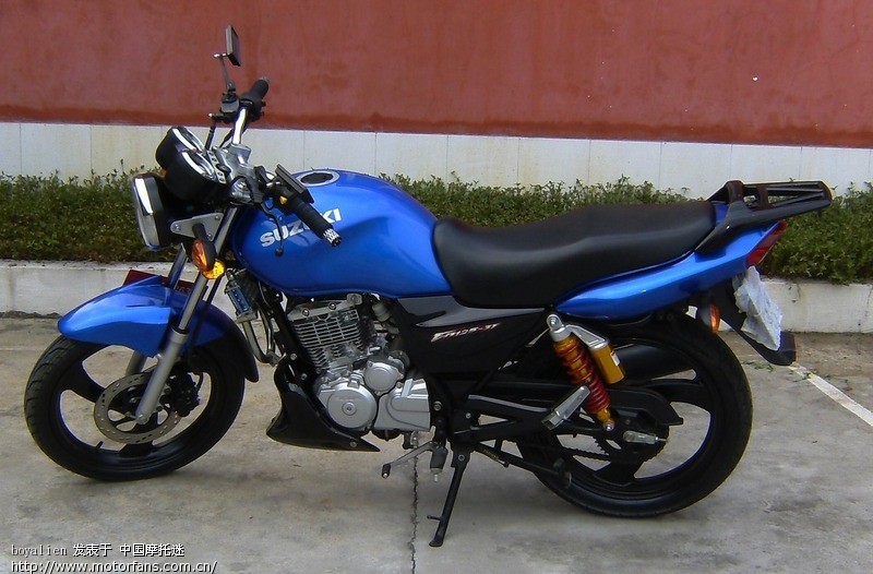 贴花、换轮圈(轮胎)、尾翼) - 豪爵铃木 - 摩托车