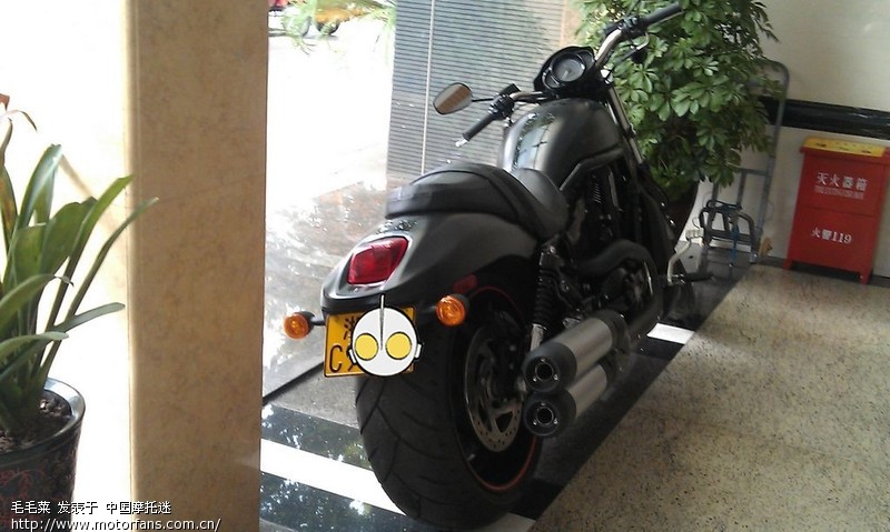 来几张出去拍到的哈雷-戴维森 酷毙了! - 豪爵铃
