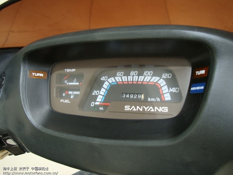 给大家看看我的珠峰三阳风速150-B水冷踏板车