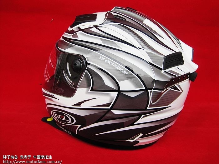 【支付宝\/中介】胖子装备拿下台湾\/SOL头盔代