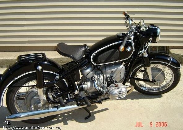 求救!谁知道宝马R25\/3边三轮摩托的大箱子是用