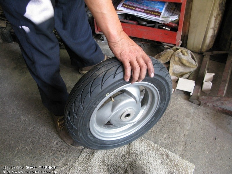 换胎 - 踏板论坛 - 摩托车论坛 - 中国第一摩托车