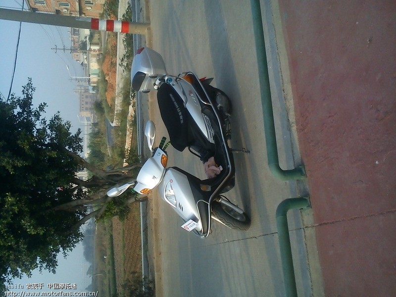 豪华版国三悦星今天去上牌 - 踏板论坛 - 铃木踏